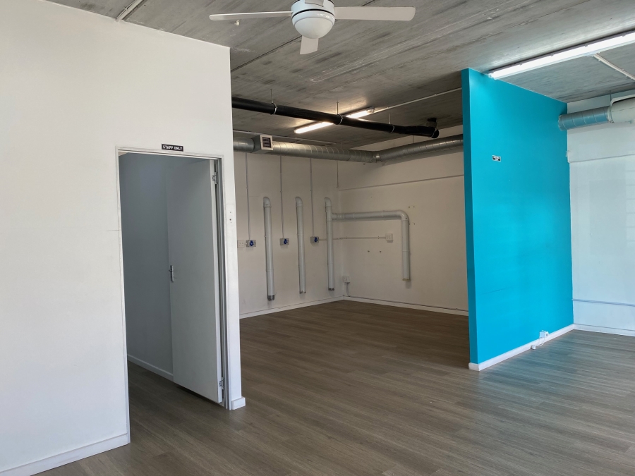 To Let Commercial Property for Rent in Diep River Western Cape